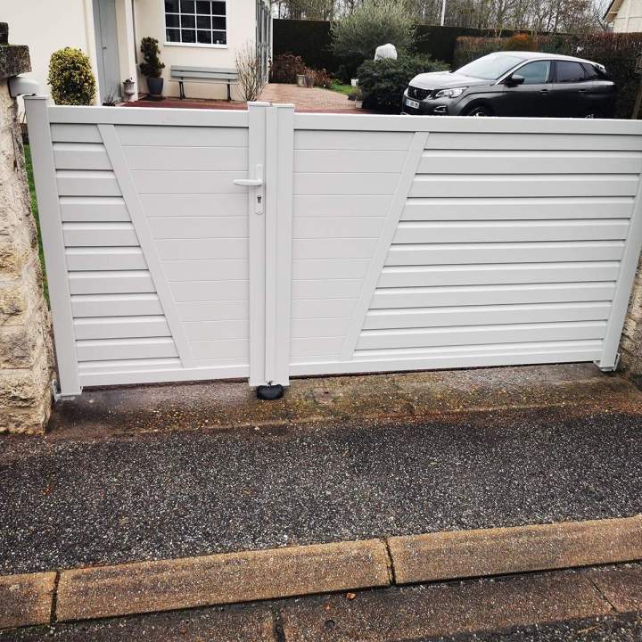 Portail double battant blanc horizontal Normandie